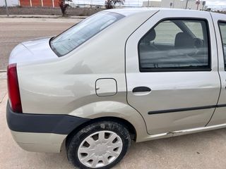 Dacia Logan 2006