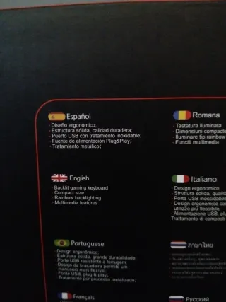 Teclado Xtrike Me Rainbow LED Español