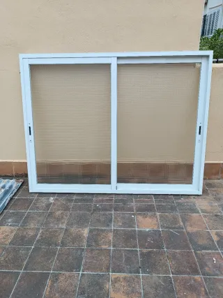 Reja de aluminio para ventana