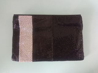 Bolso de fiesta negro y plateado