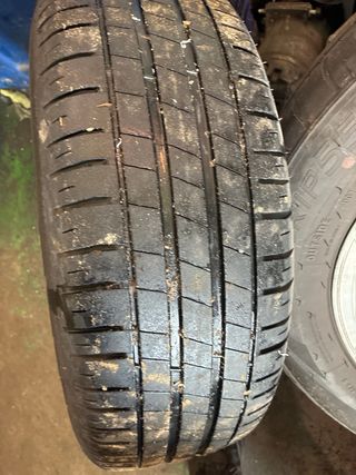 Audi 80 clásico 4 llantas aluminio 205/60R15