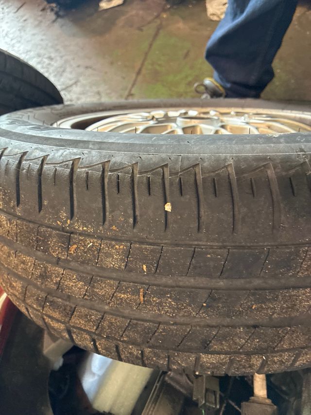 Audi 80 clásico 4 llantas aluminio 205/60R15