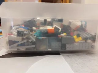 Caja piezas LEGO + instrucciones