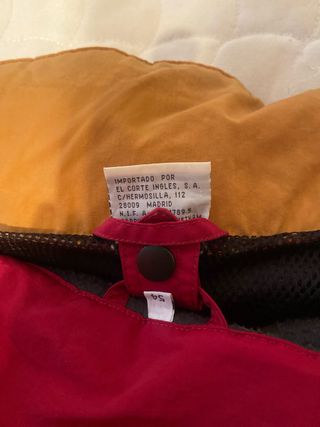 Anorak Boomerang Aventura Rojo y Negro