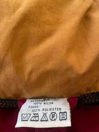 Anorak Boomerang Aventura Rojo y Negro