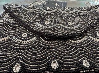 Bolso de fiesta negro y plateado sin estrenar