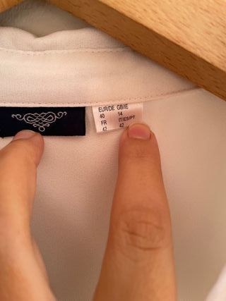 Blusa Esmara manga larga semitransparente