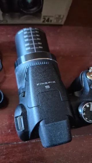 Fujifilm FinePix S3200 Cámara Digital Negra