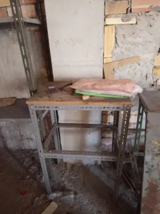 Estantería industrial metálica