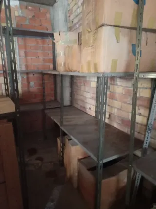 Estantería industrial metálica