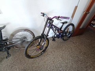 Canyon Sender DH Bicicleta Descenso