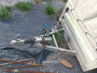 Cambio Remolque de carga por remolque caballo.