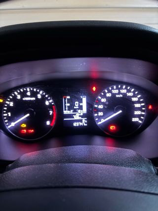 Hyundai i20 Plata. Elegant + Nav. 2017 - 125.000km