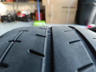 Yokohama Advan A052 245 35 19