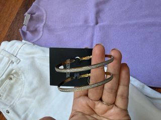 Conjunto blanco y morado