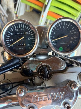 Keeway Superlight 125 Blanca