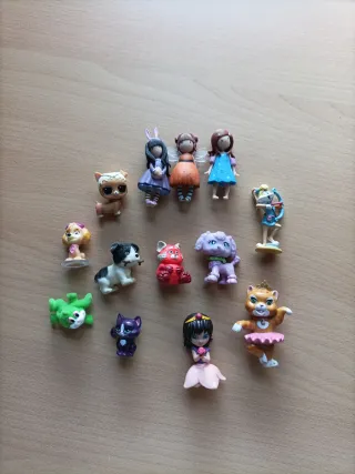 Lote de 13 figuras de colección