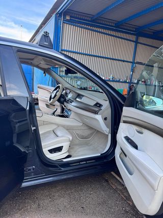 Precioso BMW Serie 5 GT 2011