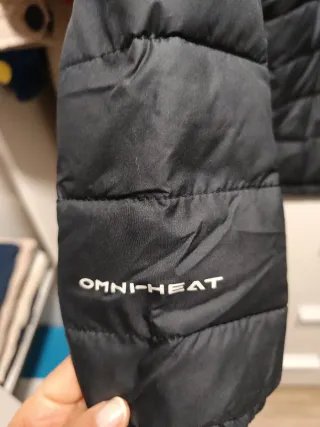 Chaqueta Columbia Negra con Capucha