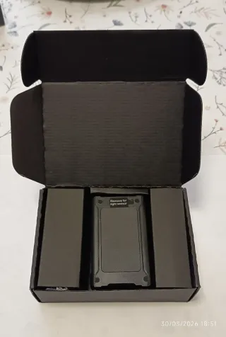 Rastreador GPS TrackerOne para vehículos