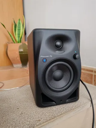 Pioneer DM-40 BT (Bluetooth) Altavoces