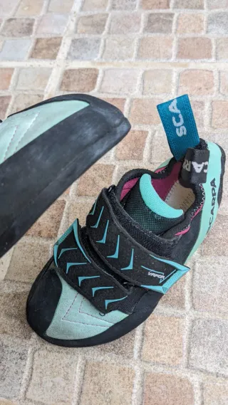 Scarpa Vapor V pies de gato