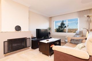 Casa adosada en venta en Santa Perpètua de Mogoda