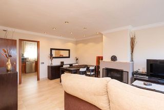 Casa adosada en venta en Santa Perpètua de Mogoda