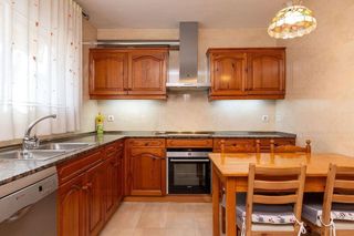 Casa adosada en venta en Santa Perpètua de Mogoda