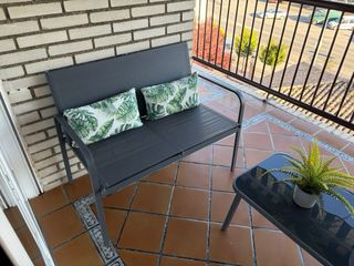 Conjunto Balcón: Sofá y Mesa