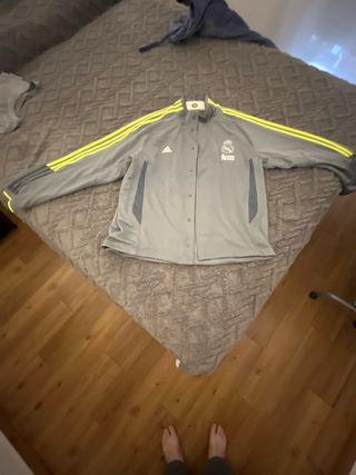 Chaqueta Adidas Real Madrid Vintage Gris