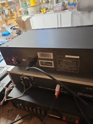 Lettore CD Pioneer PD-207 non funzionante.
