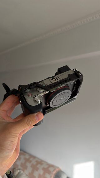 Sony a7c + smallrig cage