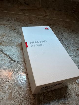 Huawei P Smart (custodia in regalo)