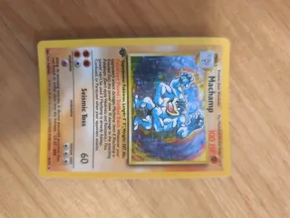 Carta Pokémon Machamp Base Set Unlimited