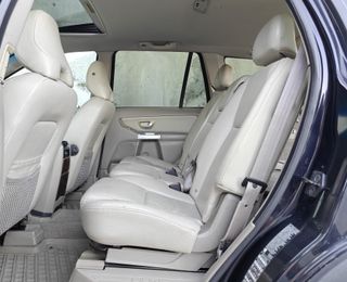 XC90 2.4 D5 163 CV 7 PLAZAS * 1 DUEÑO Y NACIONAL *