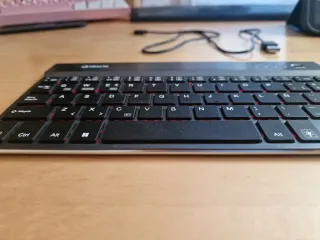 Teclado Bluetooth SilverHT Gris