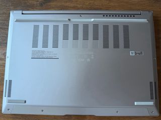 Oferta!! Portátil Asus Zenbook 14 OLED-como nuevo!