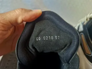 Louis Vuitton LV Archlight Sneakers - Beige/Negro