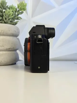 Cámara Sony a7 II (solo cuerpo)