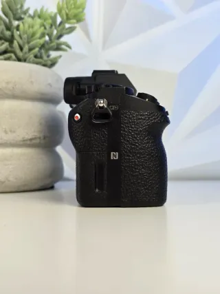 Cámara Sony a7 II (solo cuerpo)