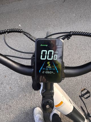 Bicicleta Eléctrica Eskute Blanca