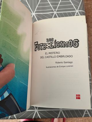 Libro Los futbolisimos