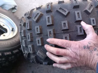 Cubierta Yamaha AT20X11-9 GPS Gravity