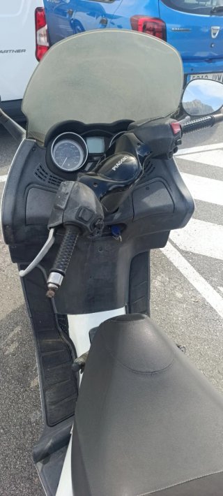 Piaggio X Evo 125 Blanca