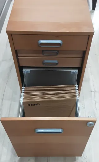 Cajonera Ikea GALANT con ruedas