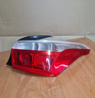 Pilotos traseros Citroen C-Elysee