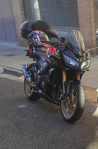Yamaha FZ1 S se escuchan ofertas