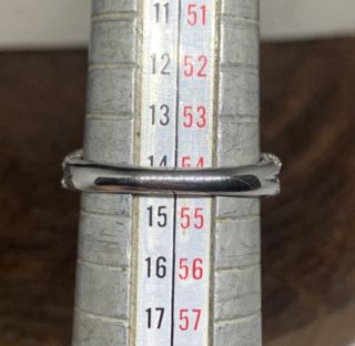 Anillo Oro Blanco 18K con Zafiro y Diamantes