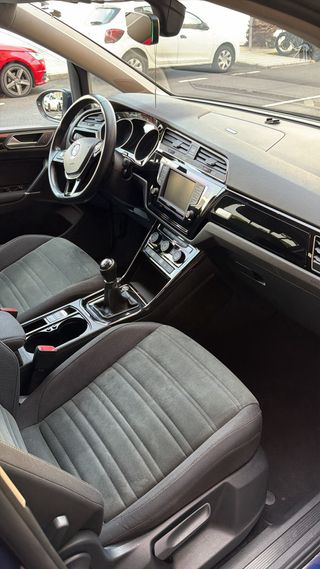 Volkswagen Touran 2016